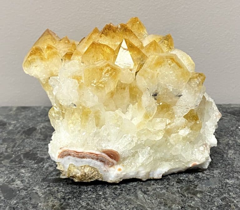 citrine pour améliorer sa confiance avec des pierres naturelles