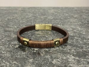 Bracelet en cuir Marron