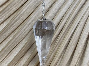 Pendule cristal de roche