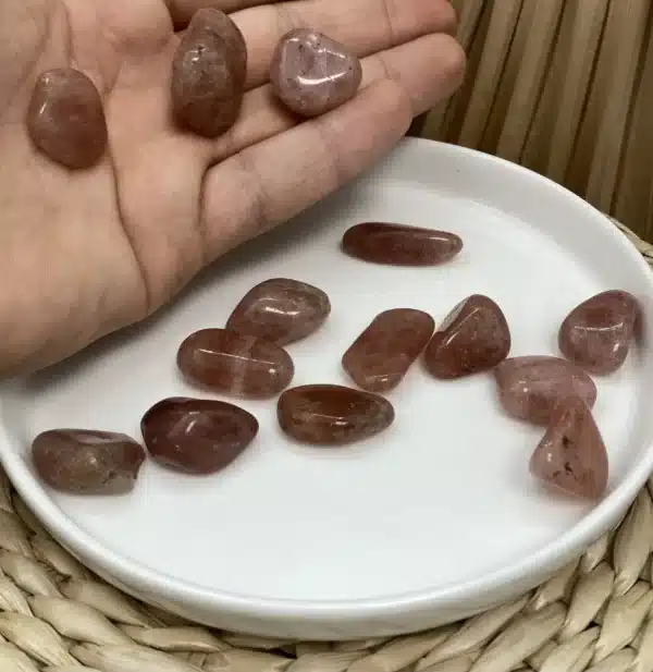 Quartz framboise pierre roulée tailler