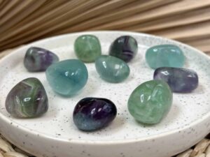FLUORITE PIERRE ROULEE