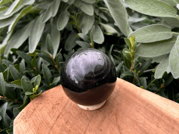 SPHÈRES EN OBSIDIENNE ARGENTÉE – Image 2