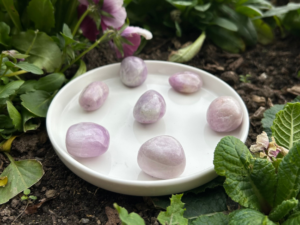 PIERRE ROULÉE KUNZITE