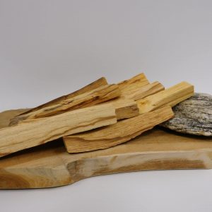 PALO SANTO