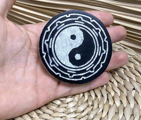 PALET YING YANG SELENITE – Image 3
