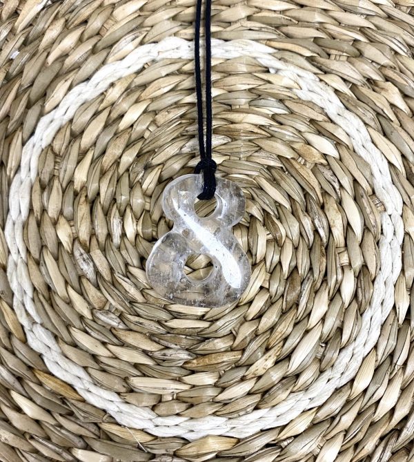 Pendentif infini cristal de roche