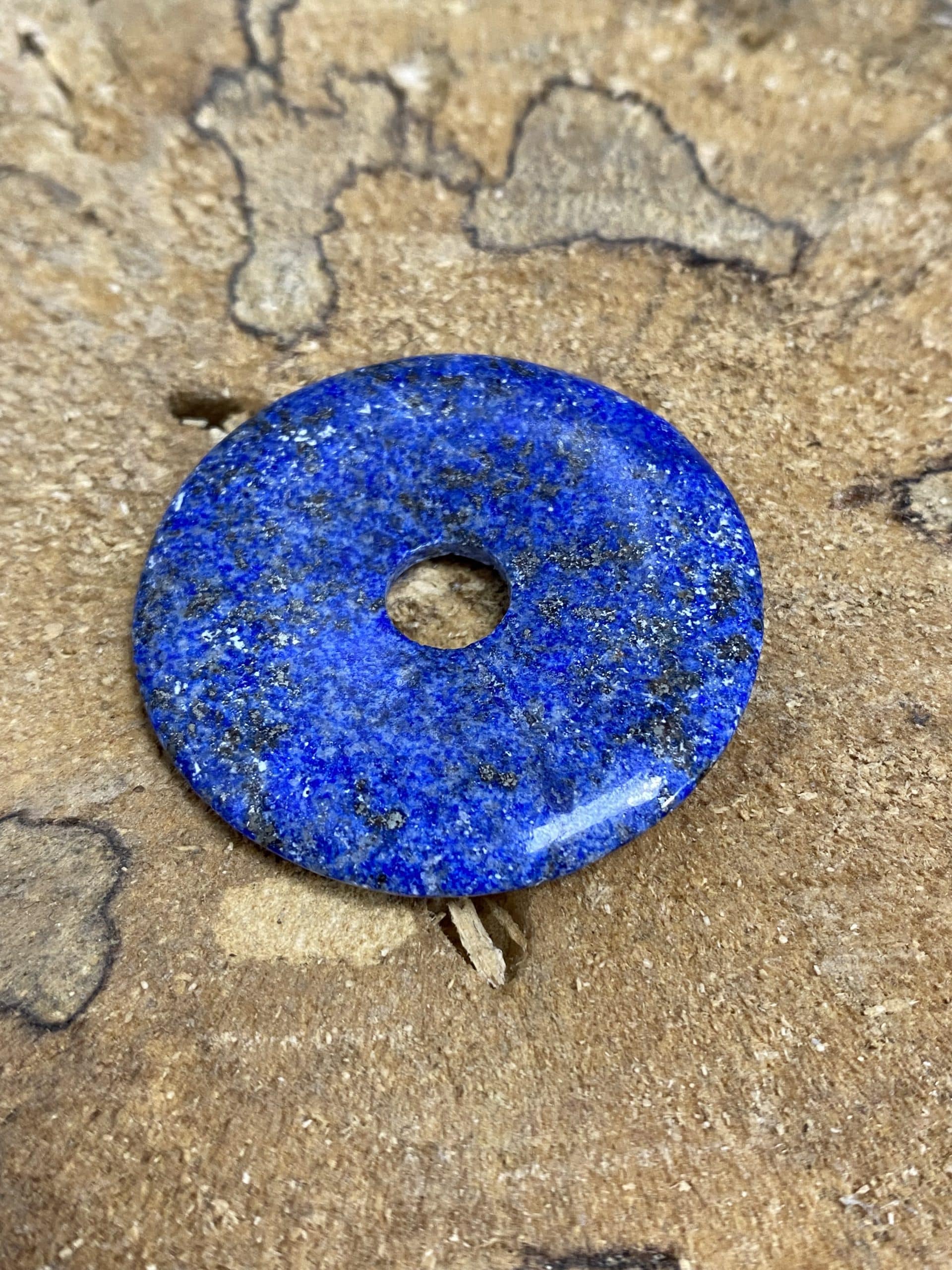 Lapis-lazuli donut