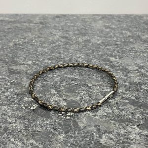 Bracelet discret en cuir Marron