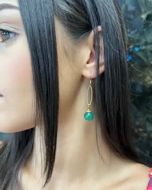 Boucle Irina aventurine verte porter