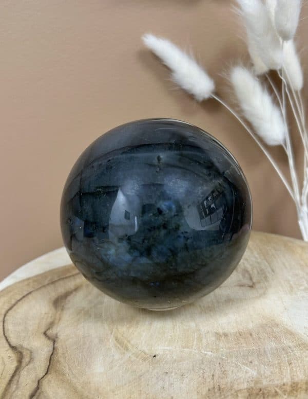 SPHERE LABRADORITE