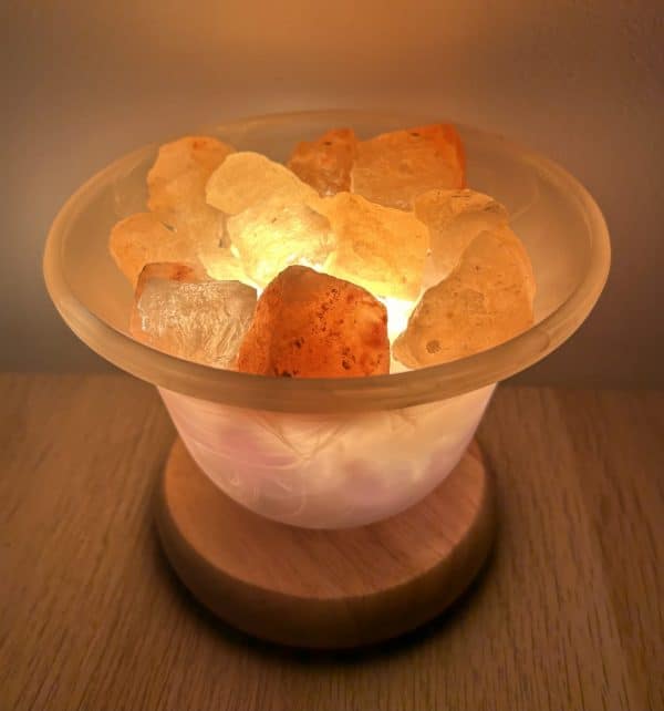 LAMPE COUPELLE AVEC PIERRES DE SEL